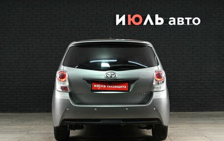 Toyota Verso I, 2013 год, 1 500 000 рублей, 6 фотография