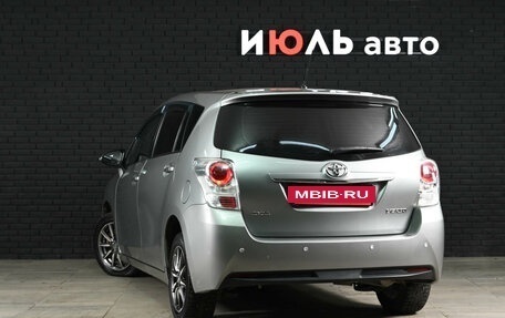 Toyota Verso I, 2013 год, 1 500 000 рублей, 5 фотография