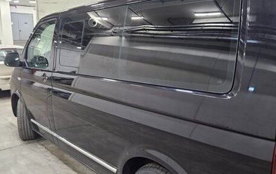 Volkswagen Multivan T6 рестайлинг, 2015 год, 3 600 000 рублей, 1 фотография