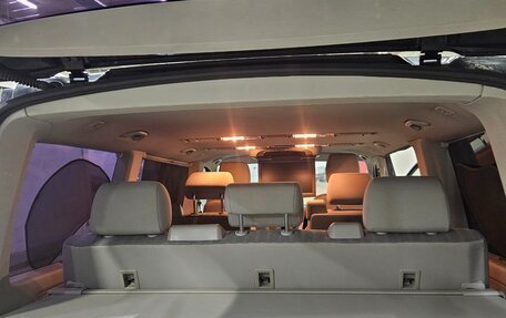 Volkswagen Multivan T6 рестайлинг, 2015 год, 3 600 000 рублей, 9 фотография