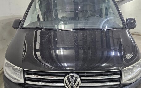 Volkswagen Multivan T6 рестайлинг, 2015 год, 3 600 000 рублей, 17 фотография
