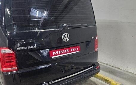 Volkswagen Multivan T6 рестайлинг, 2015 год, 3 600 000 рублей, 15 фотография