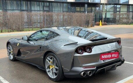 Ferrari 812, 2018 год, 26 900 000 рублей, 3 фотография