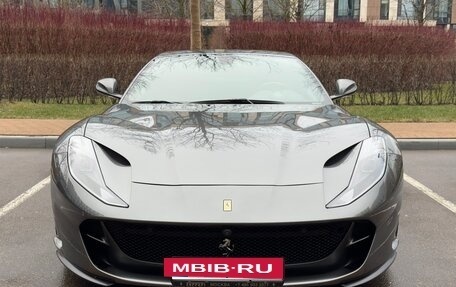 Ferrari 812, 2018 год, 26 900 000 рублей, 9 фотография