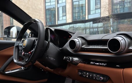 Ferrari 812, 2018 год, 26 900 000 рублей, 34 фотография