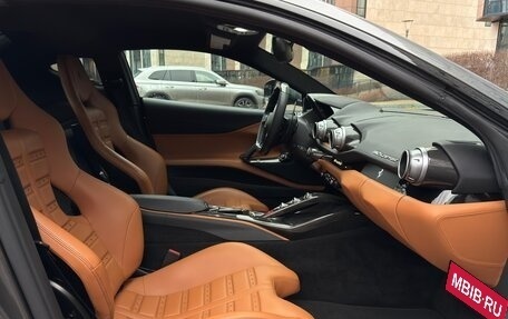 Ferrari 812, 2018 год, 26 900 000 рублей, 29 фотография