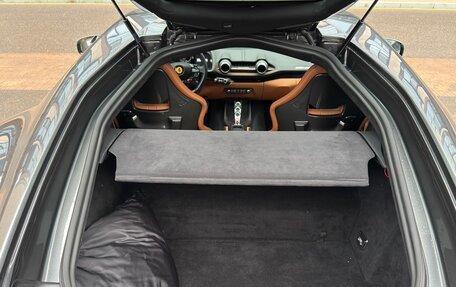 Ferrari 812, 2018 год, 26 900 000 рублей, 37 фотография