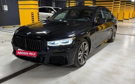 BMW 7 серия, 2018 год, 4 400 000 рублей, 9 фотография