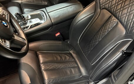 BMW 7 серия, 2018 год, 4 400 000 рублей, 14 фотография