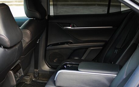 Toyota Camry, 2020 год, 3 280 000 рублей, 12 фотография