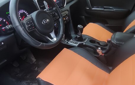 KIA Sportage IV рестайлинг, 2017 год, 1 950 000 рублей, 6 фотография