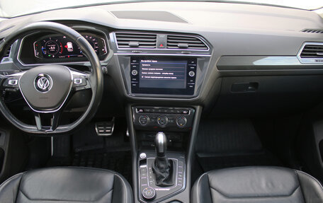 Volkswagen Tiguan II, 2019 год, 2 950 000 рублей, 6 фотография