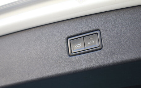 Volkswagen Tiguan II, 2019 год, 2 950 000 рублей, 17 фотография