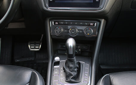 Volkswagen Tiguan II, 2019 год, 2 950 000 рублей, 14 фотография