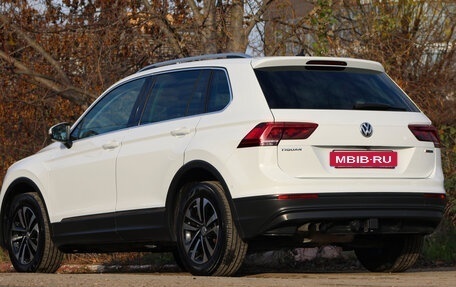 Volkswagen Tiguan II, 2019 год, 2 950 000 рублей, 4 фотография