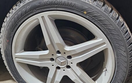 Mercedes-Benz GL-Класс, 2015 год, 2 500 000 рублей, 14 фотография