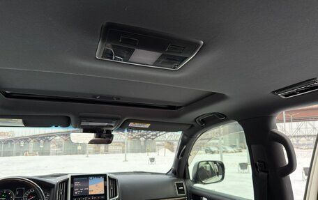 Toyota Land Cruiser 200, 2016 год, 6 490 000 рублей, 10 фотография