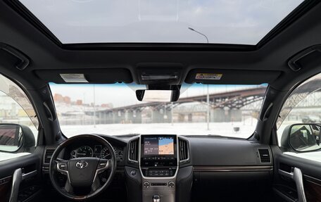 Toyota Land Cruiser 200, 2016 год, 6 490 000 рублей, 11 фотография