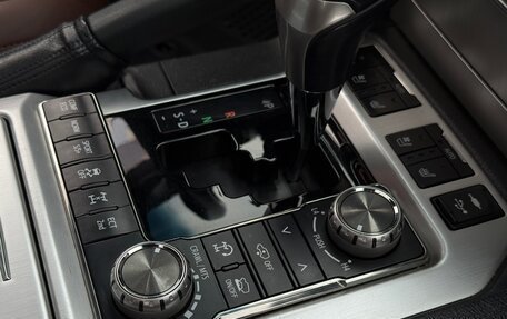 Toyota Land Cruiser 200, 2016 год, 6 490 000 рублей, 9 фотография