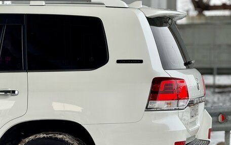 Toyota Land Cruiser 200, 2016 год, 6 490 000 рублей, 2 фотография