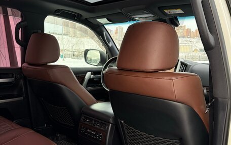 Toyota Land Cruiser 200, 2016 год, 6 490 000 рублей, 17 фотография