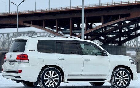 Toyota Land Cruiser 200, 2016 год, 6 490 000 рублей, 28 фотография