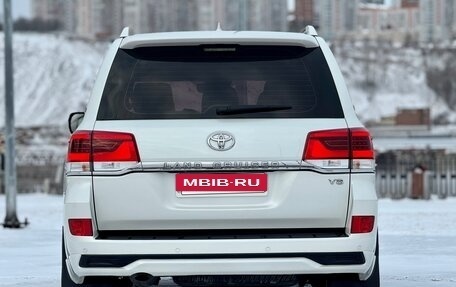Toyota Land Cruiser 200, 2016 год, 6 490 000 рублей, 36 фотография