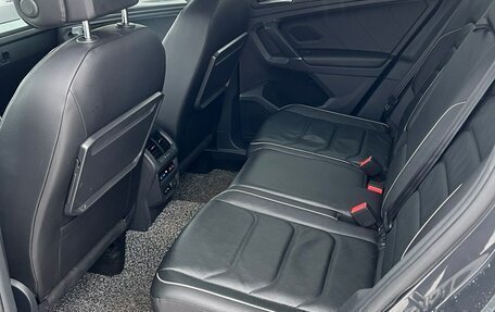 Volkswagen Tiguan II, 2018 год, 3 100 000 рублей, 11 фотография