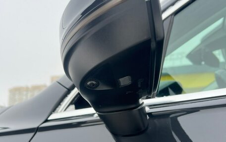 Volkswagen Tiguan II, 2018 год, 3 100 000 рублей, 19 фотография