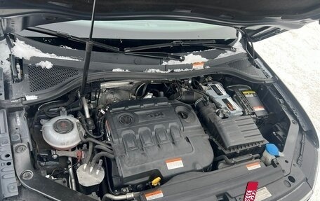 Volkswagen Tiguan II, 2018 год, 3 100 000 рублей, 18 фотография