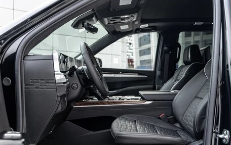 Cadillac Escalade V, 2025 год, 24 490 000 рублей, 10 фотография