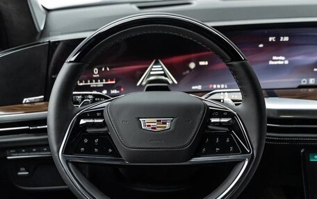 Cadillac Escalade V, 2025 год, 24 490 000 рублей, 14 фотография