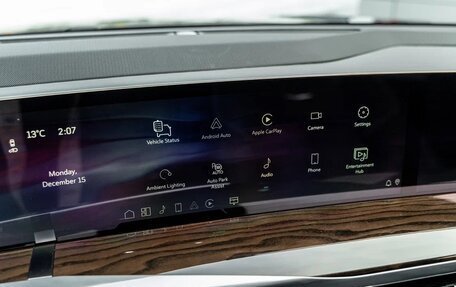 Cadillac Escalade V, 2025 год, 24 490 000 рублей, 19 фотография