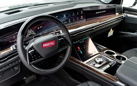 Cadillac Escalade V, 2025 год, 24 490 000 рублей, 13 фотография