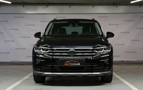 Volkswagen Tiguan II, 2022 год, 3 100 000 рублей, 2 фотография