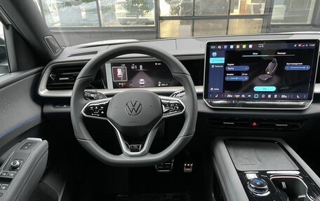 Volkswagen Teramont, 2025 год, 6 540 000 рублей, 30 фотография