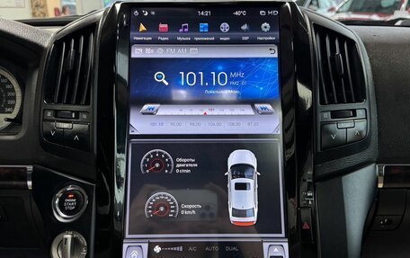 Toyota Land Cruiser 200, 2010 год, 2 999 000 рублей, 13 фотография