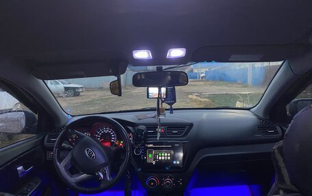 KIA Rio III рестайлинг, 2012 год, 800 000 рублей, 4 фотография