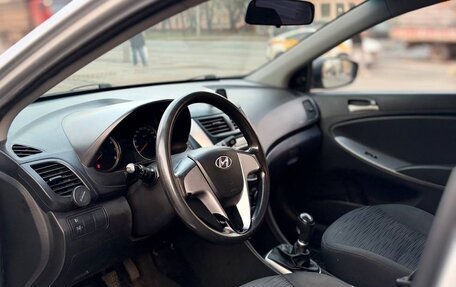 Hyundai Solaris II рестайлинг, 2014 год, 600 000 рублей, 7 фотография