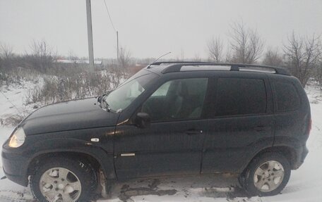 Chevrolet Niva I рестайлинг, 2012 год, 450 000 рублей, 8 фотография