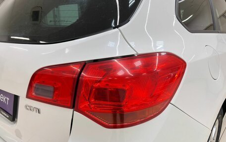 Opel Astra J, 2011 год, 670 000 рублей, 12 фотография