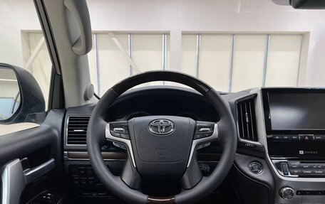 Toyota Land Cruiser 200, 2017 год, 6 520 000 рублей, 16 фотография