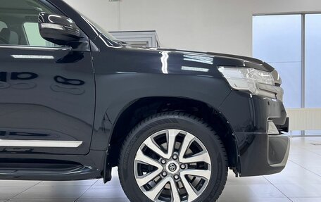 Toyota Land Cruiser 200, 2017 год, 6 520 000 рублей, 20 фотография