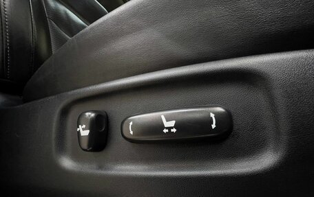 Toyota Land Cruiser 200, 2017 год, 6 520 000 рублей, 32 фотография