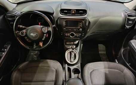 KIA Soul II рестайлинг, 2018 год, 1 750 000 рублей, 12 фотография