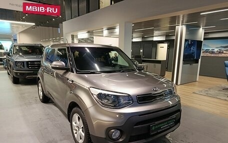 KIA Soul II рестайлинг, 2018 год, 1 750 000 рублей, 3 фотография