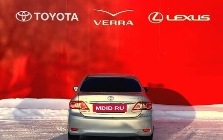 Toyota Corolla, 2011 год, 815 000 рублей, 5 фотография