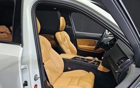 Volvo XC90 II рестайлинг, 2024 год, 7 850 000 рублей, 16 фотография