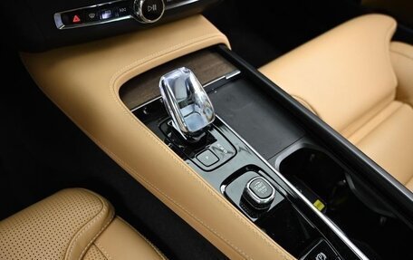 Volvo S90 II рестайлинг, 2024 год, 6 490 000 рублей, 10 фотография