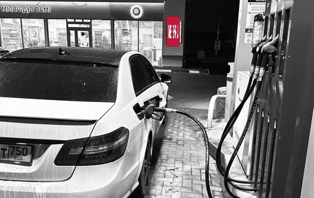 Mercedes-Benz E-Класс, 2012 год, 1 700 000 рублей, 5 фотография